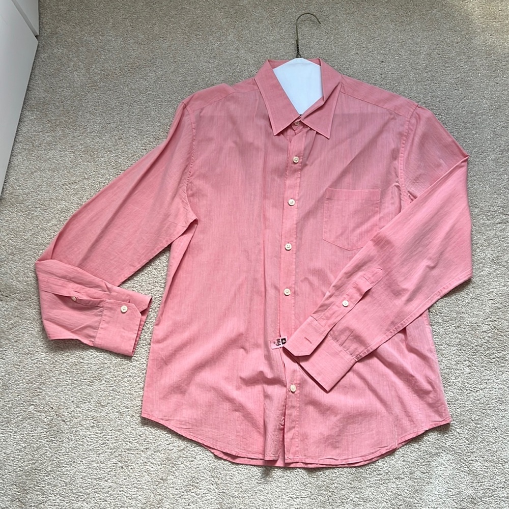 Perfect condition salmon colored Vince button down. Extremely thin and soft